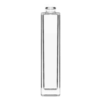 Frascos de vidro Quadrados FEA15 nos volumes 50ml e 110ml, ideais para perfumes premium.