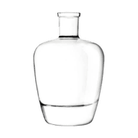 Garrafa de vidro Alix 700ml Saverglass para destilados premium.